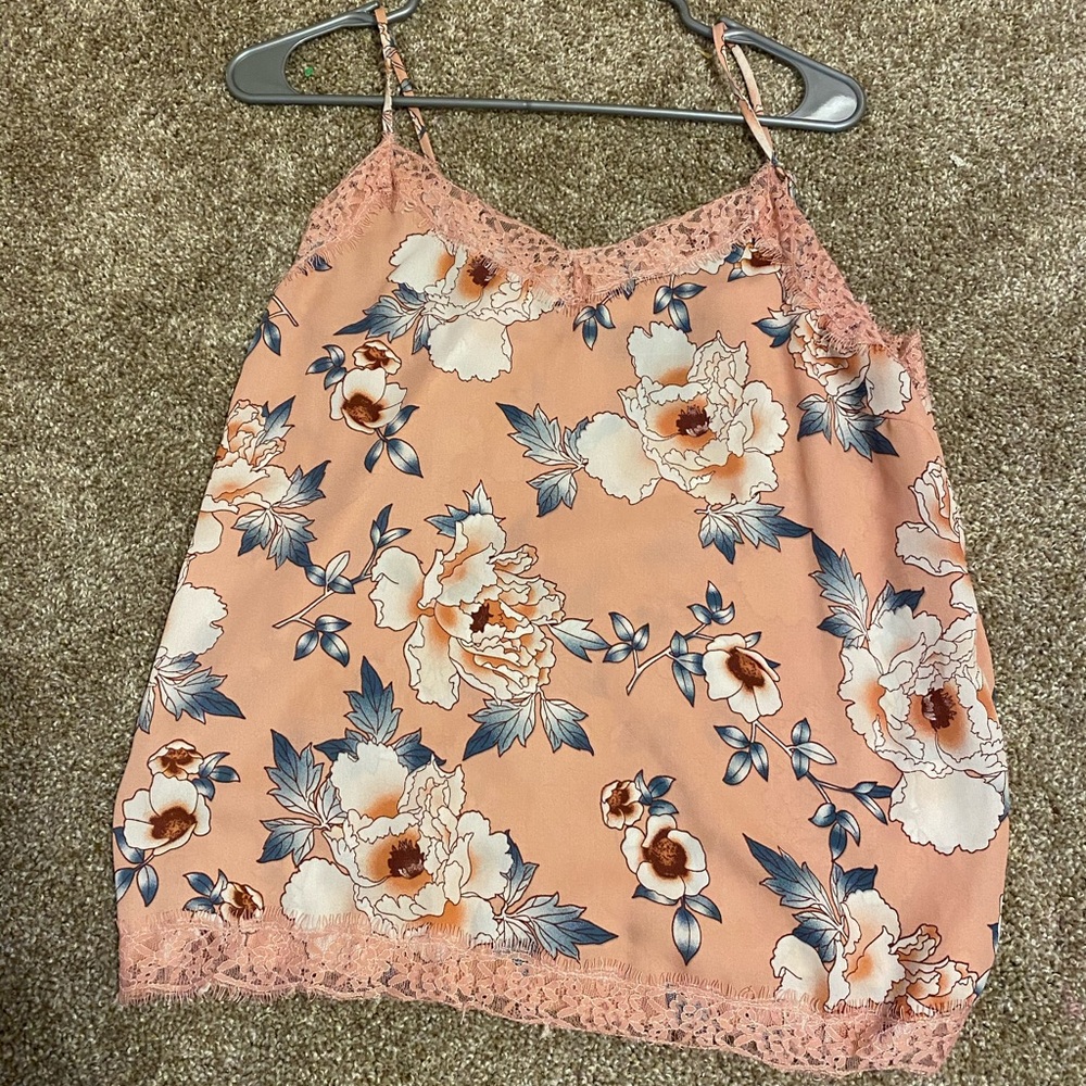 Tops - Picture 2 of 2